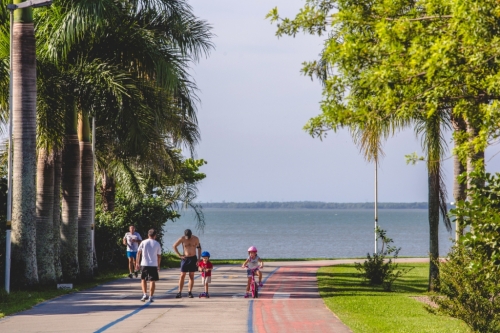 Parque de Coqueiros possui pistas para caminhadas e ciclismo – Foto: Arquivo/Daniel Queiroz/ND
