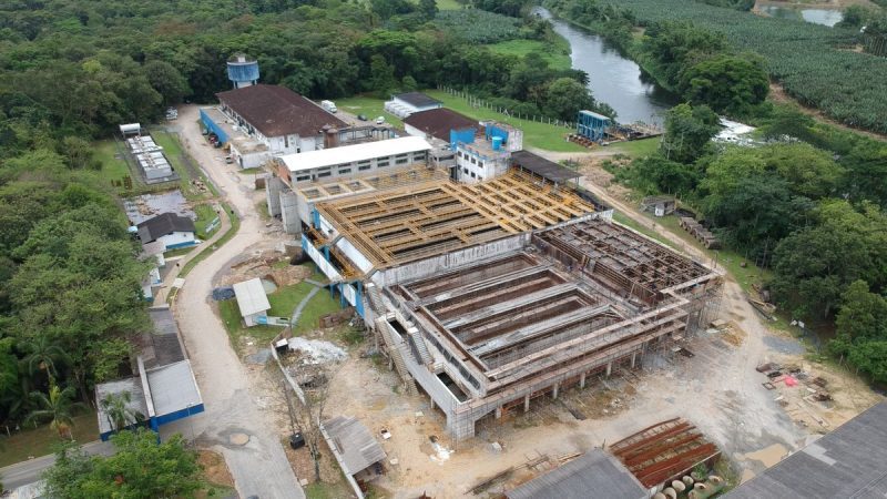 Esta&ccedil;&atilde;o de Tratamento de &Aacute;gua, do Cubat&atilde;o atende 70% da cidade – Foto: Companhia &Aacute;guas de Joinville/Divulga&ccedil;&atilde;o/ND