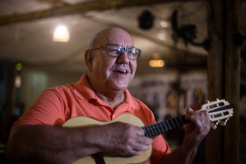 M&uacute;sico defende tradi&ccedil;&atilde;o das marchinhas de Carnaval em Florian&oacute;polis – Foto: Fl&aacute;vio Tin/Arquivo/ND