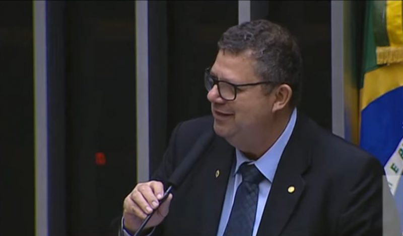 Deputado Coronel Armando (PSL) tem sido aliado do presidente Jair Bolsonaro desde o início do mandato – Foto: YouTube/Reprodução