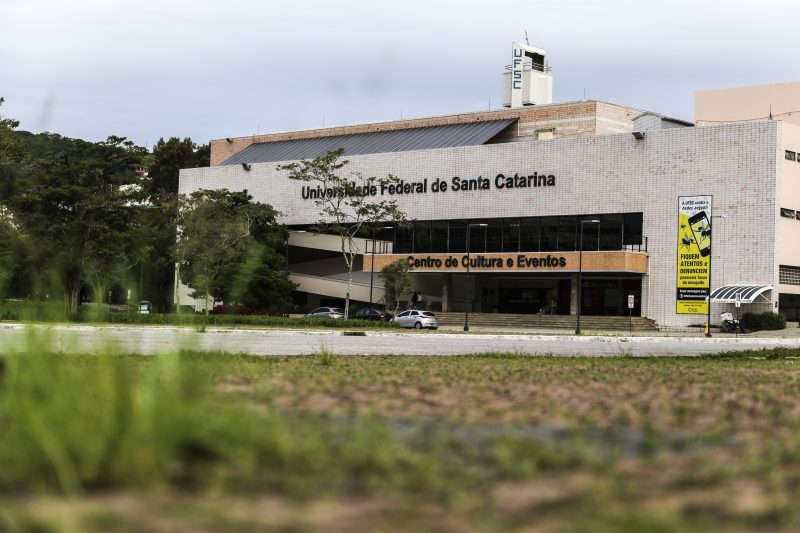 Ensino remoto na UFSC vai iniciar no dia 31 de agosto – Foto: Anderson Coelho/ND