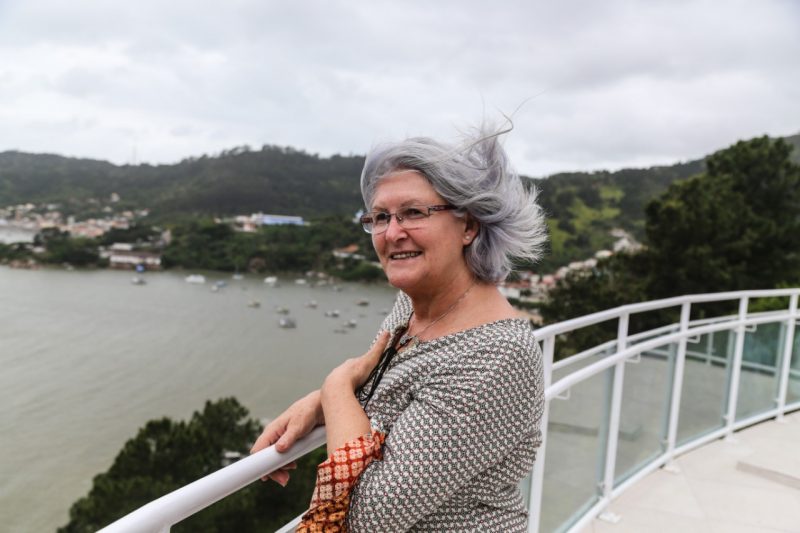 Gelsi Dalberto reclama da quantidade de taxas: “Pagar para respirar”. – Foto: Anderson Coelho/ND