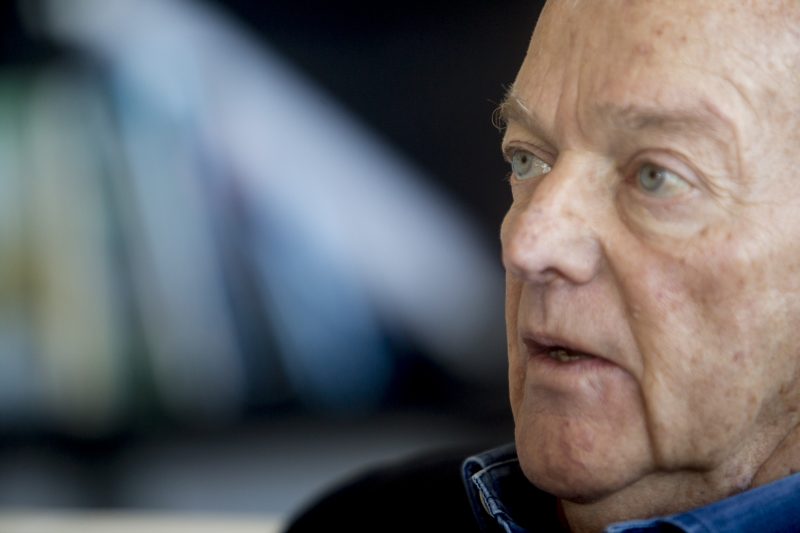 O ex-governador Jorge Bornhausen ser&aacute; homenageado por Bloco carnavalesco – Foto: Flavio Tin/Arquivo/ND