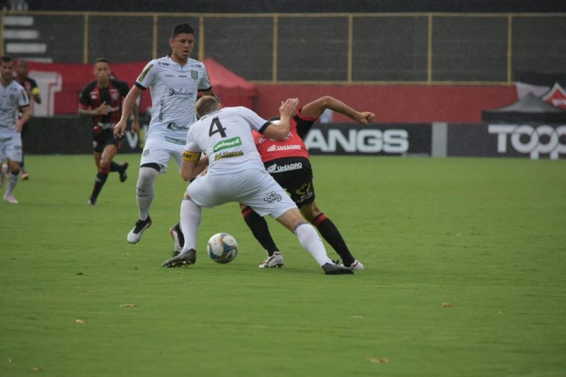Vit&oacute;ria e Figueirense no Barrad&atilde;o &eacute; uma verdadeira decis&atilde;o. Foto de arquivo.&nbsp; – Foto: EC Vit&oacute;ria/divulga&ccedil;&atilde;o