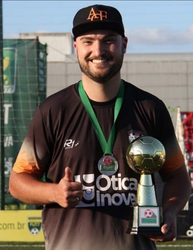 Diego Muller, escolhido o melhor treinador do fut 7 feminino – Foto: Thay Valtrin/divulga&ccedil;&atilde;o