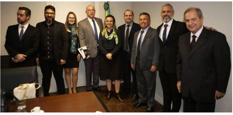 Katiane de F&aacute;tima Gouv&ecirc;a (centro) entra no lugar de Ricardo Rihan – Foto: Reprodu&ccedil;&atilde;o/ND