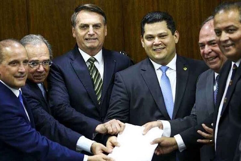 Governo estima que a PEC do pacto federativo poderá representar a transferência de R$ 12 bilhões para Estados e municípios- Foto: Divulgacão/Paulo Alceu/ND
