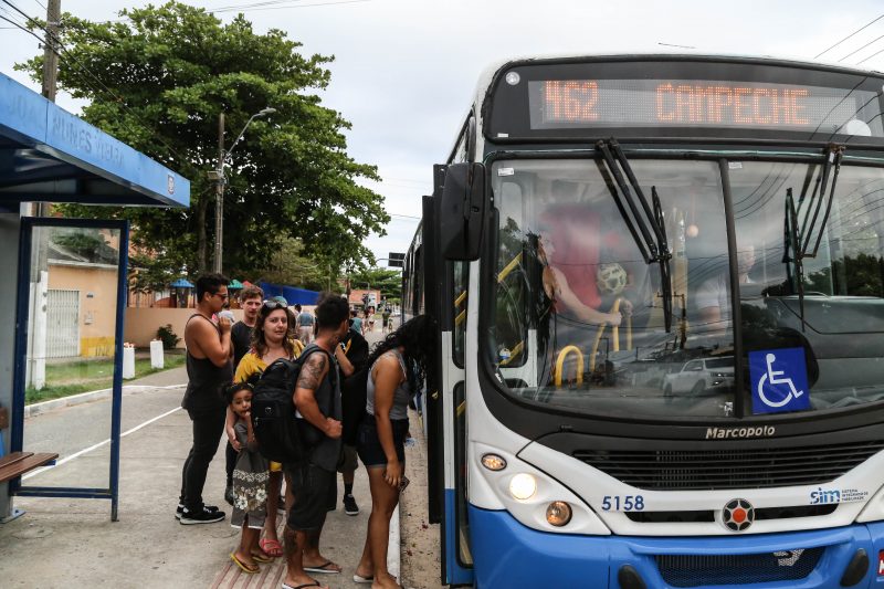 Linhas de ônibus serão incluídas conforme vacinação avança na região – Foto: Anderson Coelho/Arquivo/ND