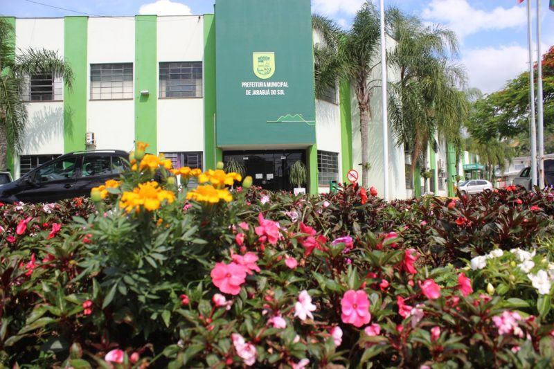 Jaragu&aacute; do Sul emitiu novo decreto com regras mais duras e proibi&ccedil;&atilde;o de servi&ccedil;os a partir desta segunda-feira (8) – Divulga&ccedil;&atilde;o/ND