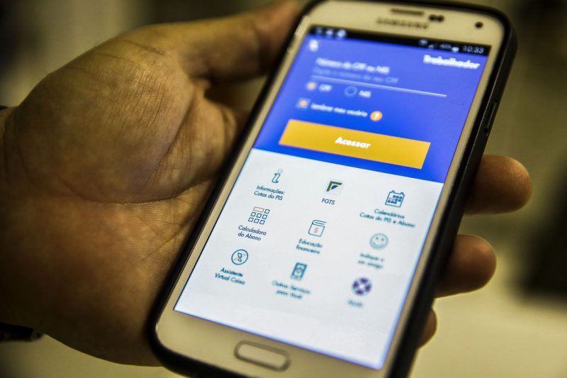 O aplicativo FGTS e o do Caixa Tem est&atilde;o dispon&iacute;veis para iOS e Android – Foto: Marcelo Camargo/Ag&ecirc;ncia Brasil/ND