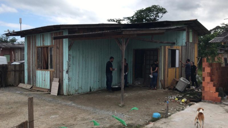 Massacre aconteceu na tarde desta sexta-feira (6), em uma casa na regi&atilde;o Central – Foto: Ricardo Alves/NDTV