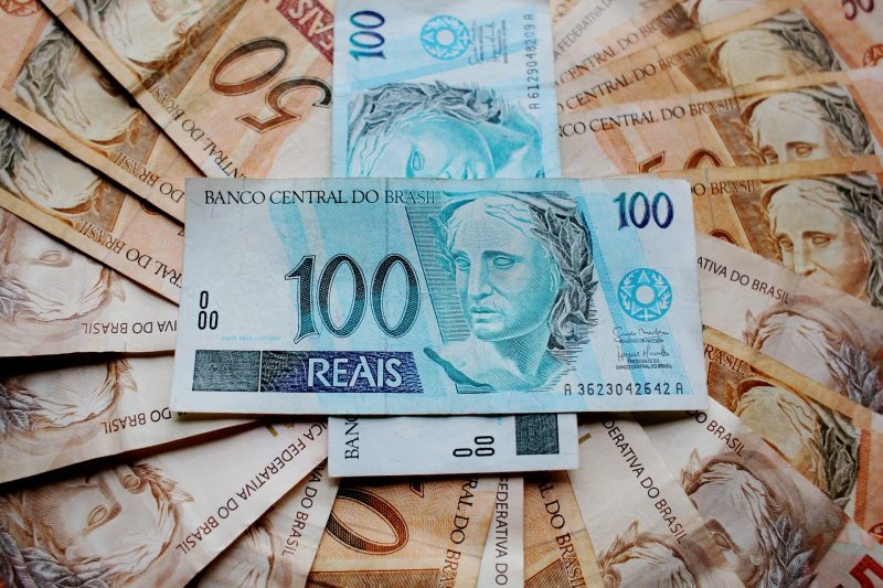 Idosa foi tentar ajudar o casal, mas acabou sendo enganada no Planalto Norte catarinense – Foto: Pixabay/ND