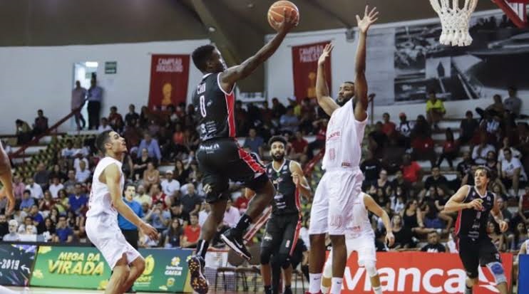 Basquete Joinville anuncia encerramento de time de alto rendimento
