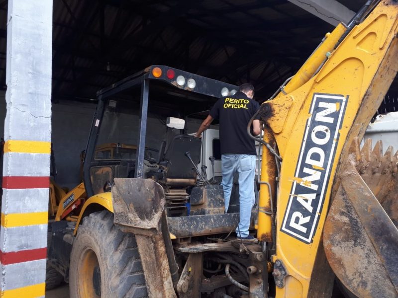 Peritos analisaram m&aacute;quinas e constataram fraudes – Foto: Pol&iacute;cia Civil