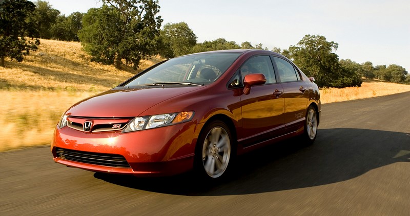 The Black Eyed Peas - Pump It: dois Honda Civic Si, sendo um cupê e outro sedã, aparecem bem no começo do clipe. O vídeo completo está aqui: https://bit.ly/37Rgpy6 - Foto: Divulgação - Foto: Divulgação/Garagem 360/ND