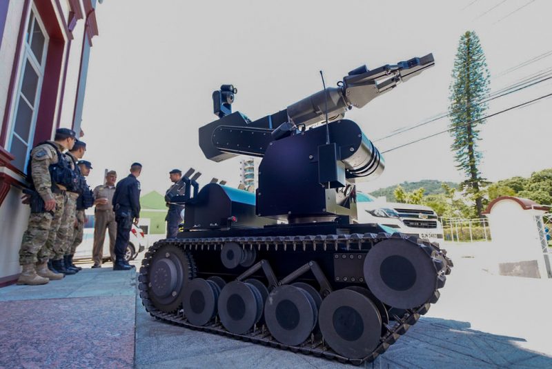 Rob&ocirc; refor&ccedil;a equipe de antibombas do Estado – Foto: Ricardo Wolffenb&uuml;ttel/Secom/ND