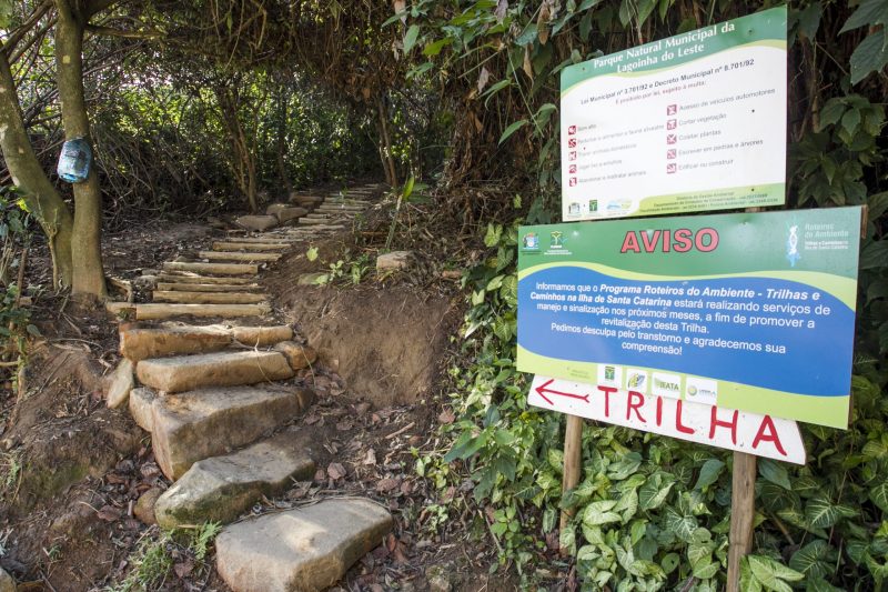 Aplicativo que oferece informa&ccedil;&otilde;es sobre trilhas em Florian&oacute;polis – Foto: Marco Santiago/Arquivo/ND