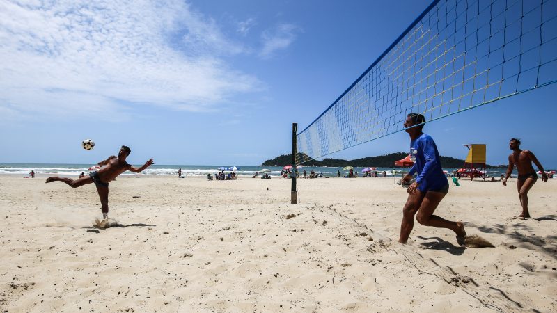 Santa Catarina ter&aacute; dias agrad&aacute;veis para praia e pr&aacute;ticas ao ar livre neste fim de semana – Foto: Anderson Coelho/Arquivo/ND