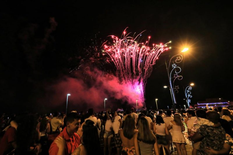 Ser&atilde;o quatro pontos com shows pirot&eacute;cnicos, informou a Prefeitura.- Foto: Arquivo/Prefeitura de S&atilde;o Francisco do Sul