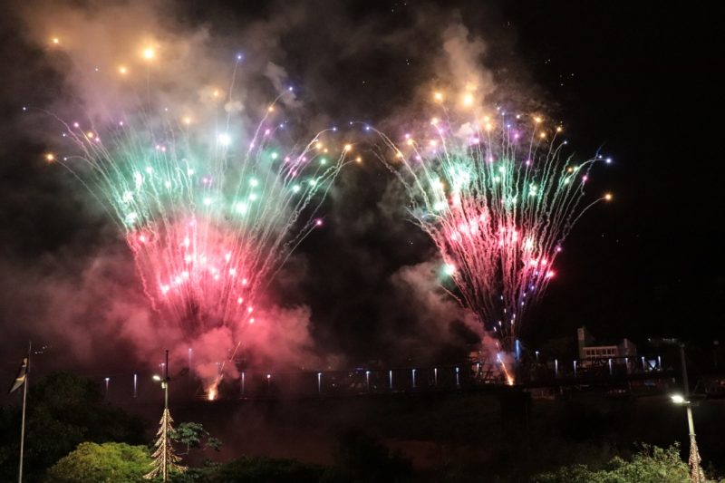 Bombeiros alertam sobre os perigos de usar fogos de artif&iacute;cio e d&atilde;o dicas de como evitar acidentes&nbsp; – Foto: Eraldo Schnaider/Divulga&ccedil;&atilde;o