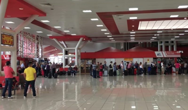 Aeroporto de Havana, capital cubana, &eacute; o &uacute;nico que continuar&aacute; recebendo voos fretados dos Estados Unidos – Foto: Reprodu&ccedil;&atilde;o/YouTube