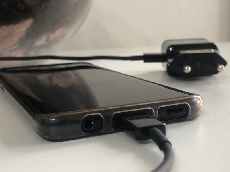 Brilha da tela muito alto gasta mais bateria que o normal 