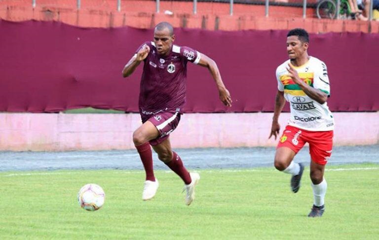 Lateral Regis chegou a defender o Juventus em curta passagem no ano de 2020