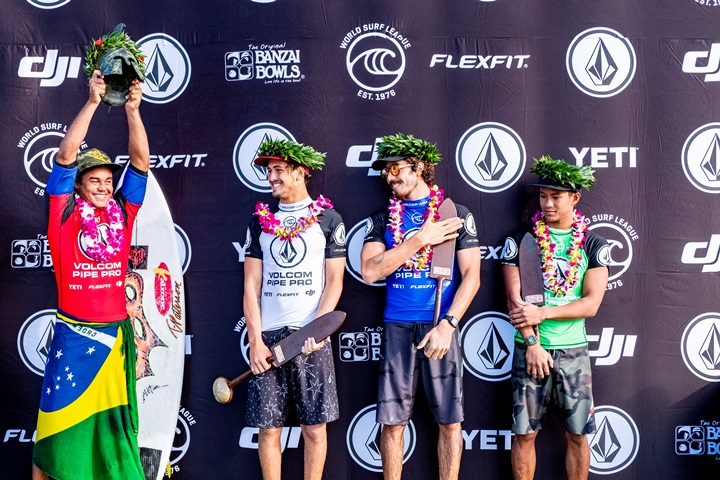 Brasil dominou o Volcom Pipe Pro com tr&ecirc;s surfistas no p&oacute;dio. Foto: Keoki Saguibo/ND