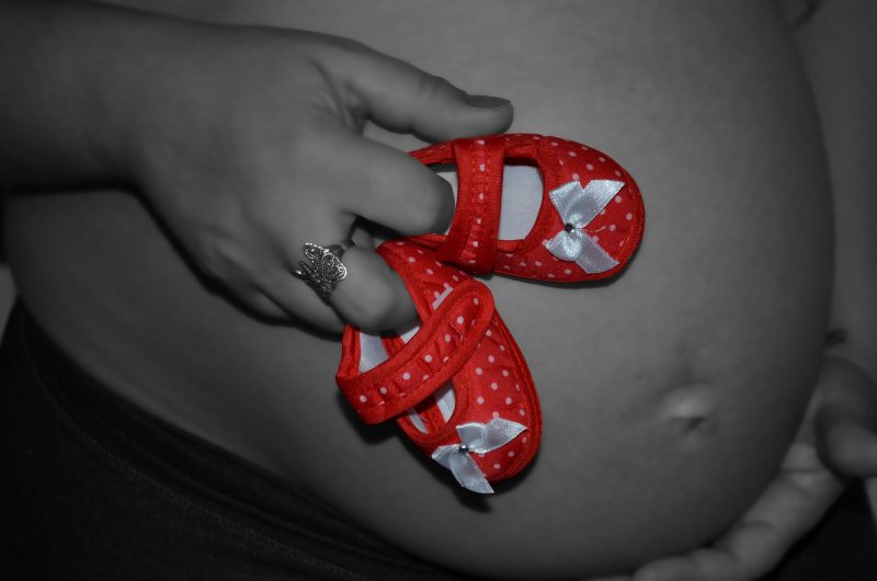 Gravidez na adolescência – Foto: Crizgabi por Pixabay