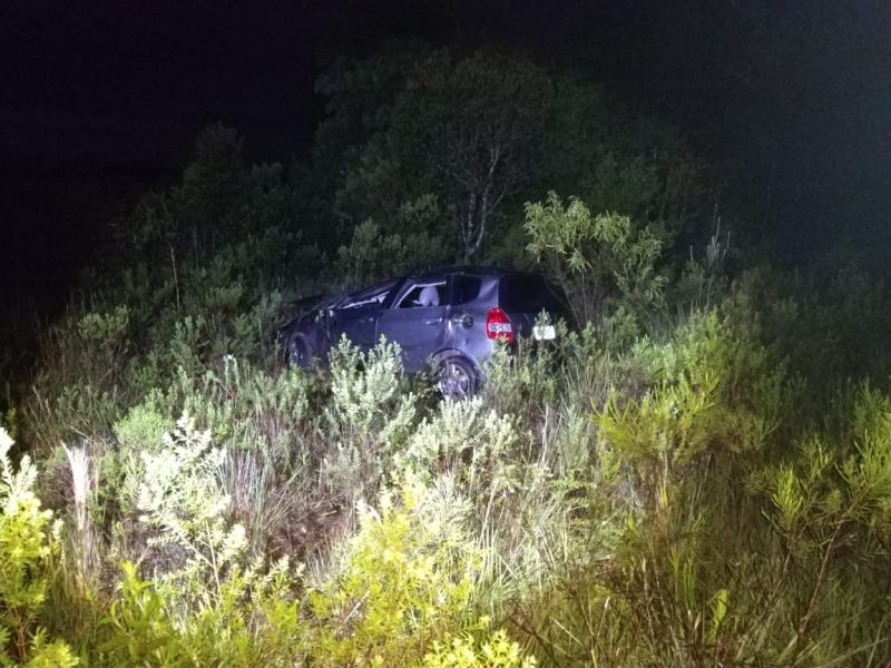 Acidente aconteceu na madrugada deste domingo (9) na SC-390 – Foto: Divulgação/PMRv