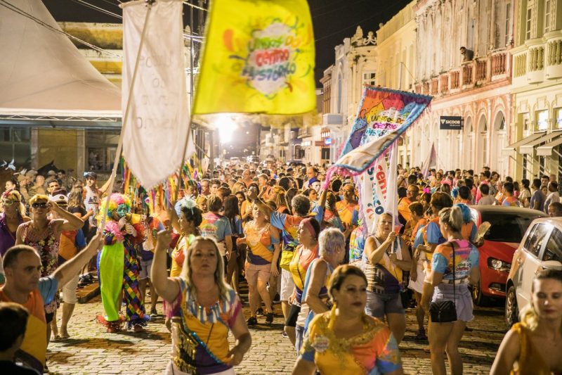 Sacode NSC mostra os detalhes do Carnaval em SC - NSC Total