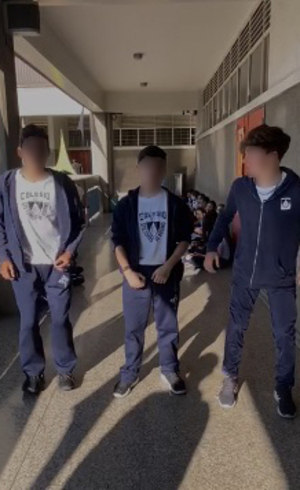 Desafio da rasteira viraliza nas redes – Foto: Reprodução