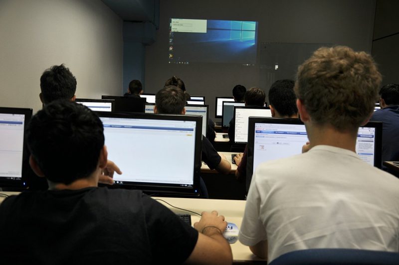 Projeto &lsquo;Entra 21&rsquo; oferece cursos gratuitos na &aacute;rea da tecnologia da informa&ccedil;&atilde;o – Foto: Eraldo Schnaider/Prefeitura de Blumenau/ND