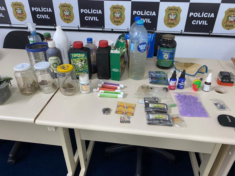 Materiais apreendidos pela Pol&iacute;cia Civil – Foto: Divulga&ccedil;&atilde;o/ Pol&iacute;cia Civil
