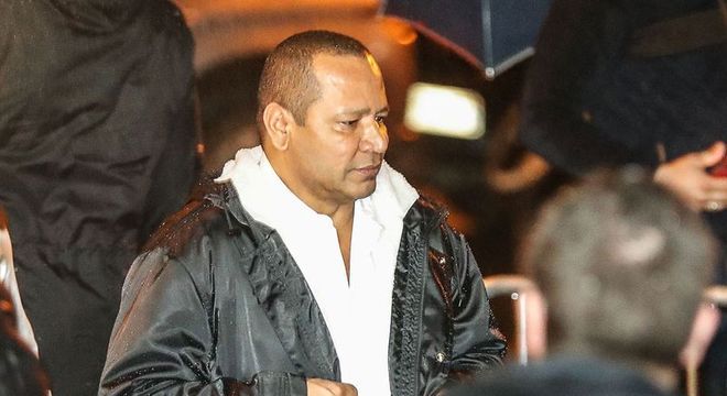 Pai de Neymar sofreu acidente em festa