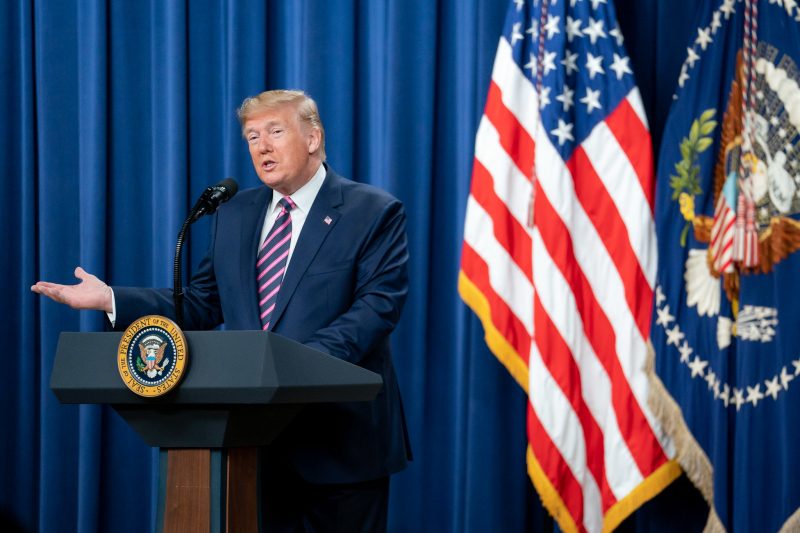Donald Trump se livrou do processo de impeachment – Foto: Official White House Photo by Tia Dufour