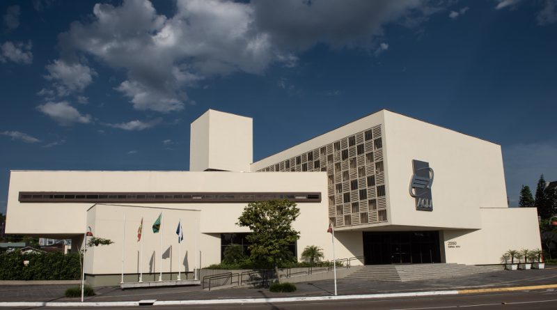 Evento será realizado às 18h30 e marcará o começo do segundo mandato de um ano da empresária Margi Loyola na Presidência da Acij