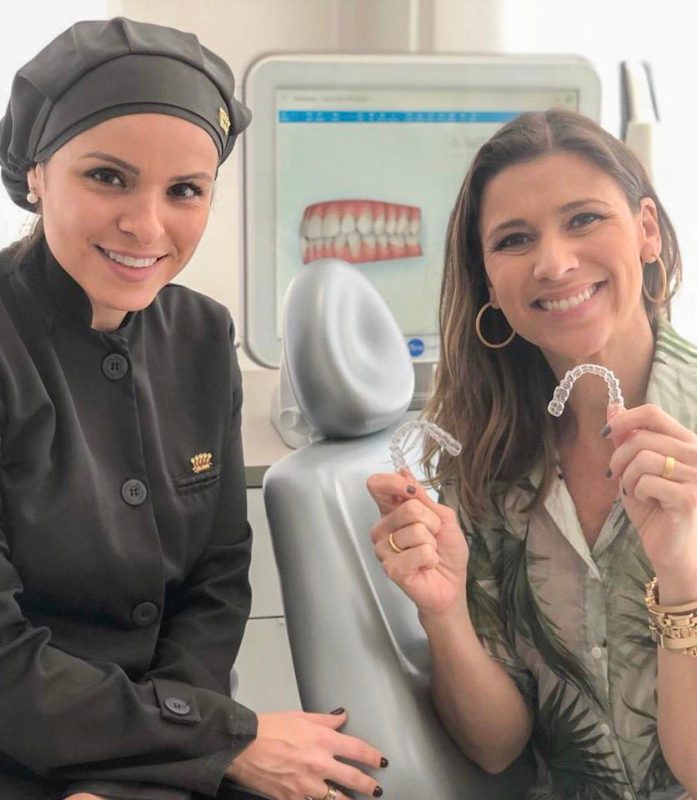 Dra. Giselle Gianichini com a jornalista Camille Reis – Foto: Divulgação