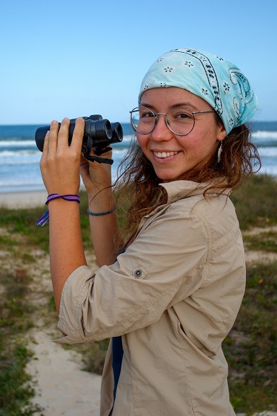 Larissa Dalpaz estuda baleias e golfinhos – Foto: Arquivo pessoal/Divulgação/ND