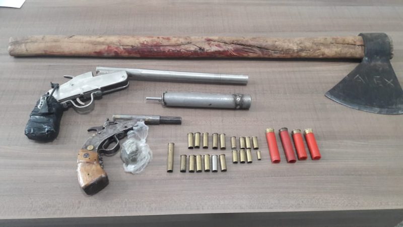 Armas e munições foram encontradas na casa dos dois – Foto: Divulgação/Polícia Civil/ND