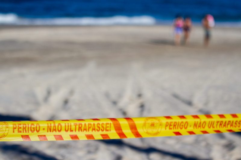 Em Florianópolis, o plano é pensar em alternativas para que moradores e turistas possam voltar a frequentar as praias com segurança &#8211; Foto: Foto Flavio Tin/Arquivo/ND