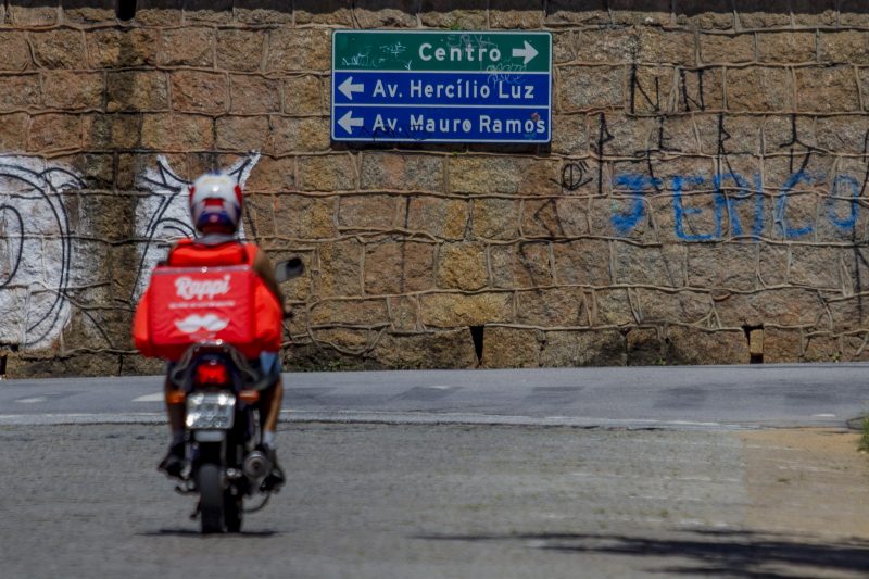 Golpistas queimam o filme de uma categoria de trabalhadores honesta. Foto: Flavio Tin/ND