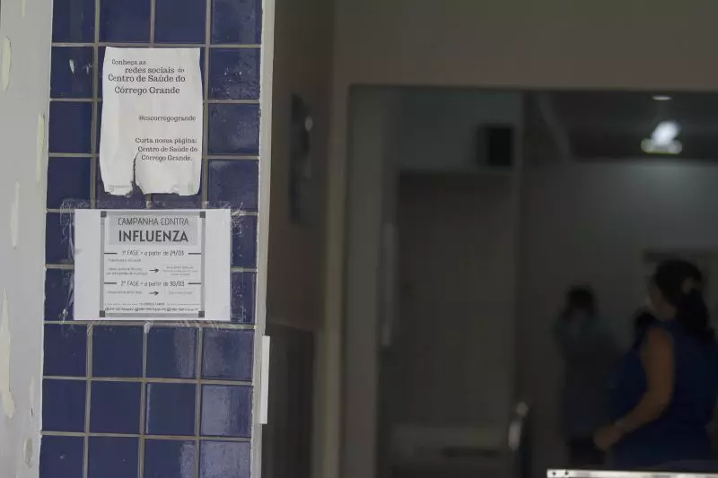 População deve levar um documento com foto no momento da vacinação
