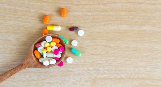 Suplementos podem ser prejudiciais &agrave; sa&uacute;de se n&atilde;o tiverem acompanhamento m&eacute;dico – Foto: Freepik/ND