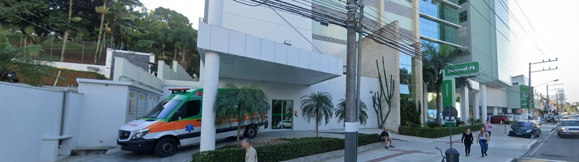 Tânia Mara Migliorini, 62 anos, morreu no sábado (11/4) no Hospital da Unimed, em Balneário Camboriú. Moradora de Itajaí, ela estava internada na UTI desde o dia 27 de março. Ela tinha problemas cardíacos, renais e pulmonares. Confira a reportagem completa: <a href="https://bit.ly/2yVxVVG">https://bit.ly/2yVxVVG</a> - Maps/Divulgação/ND