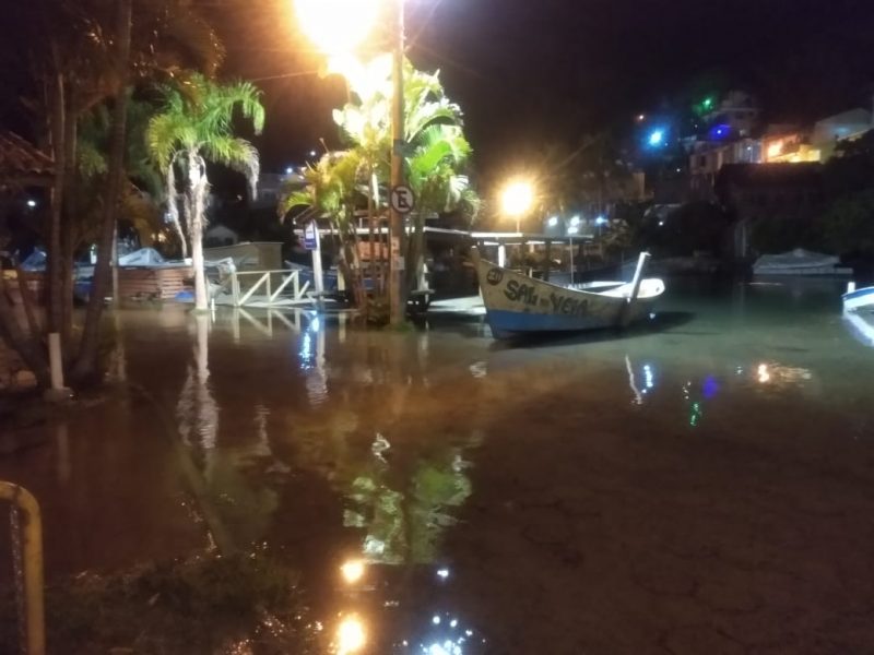 Alagamento na Barra da Lagoa, em Florian&oacute;polis – Foto: Divulga&ccedil;&atilde;o/ND