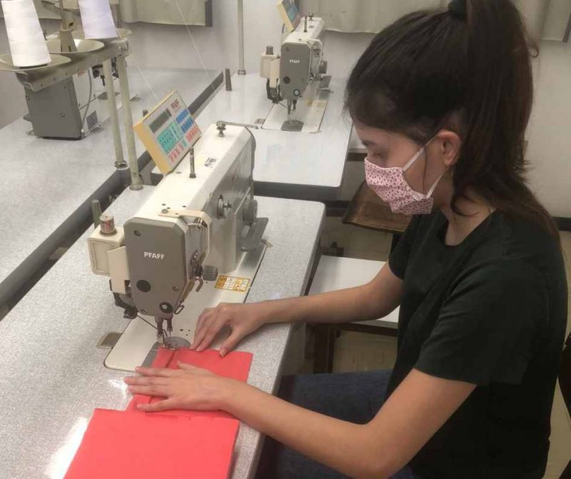 Alunos da terceira at&eacute; a s&eacute;tima fase do curso se revezam nos laborat&oacute;rios – Foto: Divulga&ccedil;&atilde;o/ND