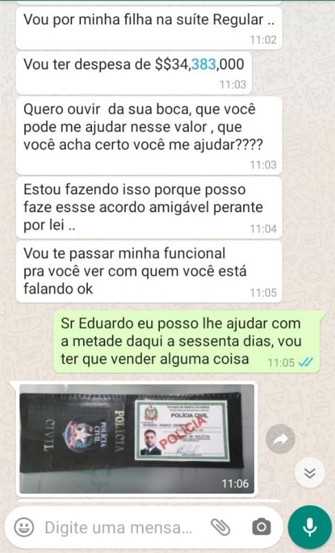 Di&aacute;logos entre os estelionat&aacute;rios e a v&iacute;tima. Abaixo, a carteira funcional falsa- Foto: Reprodu&ccedil;&atilde;o