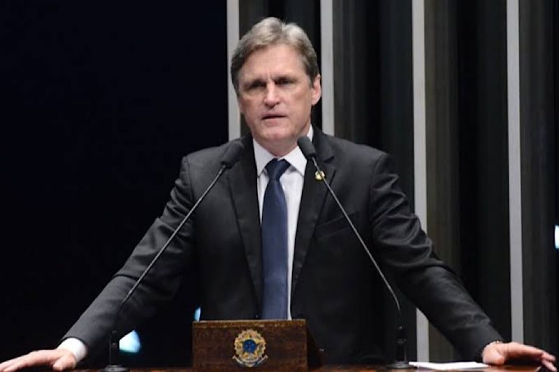 O senador Dário Berger (MDB) em sessão no plenário – Foto: Divulgacão/Paulo Alceu/ND