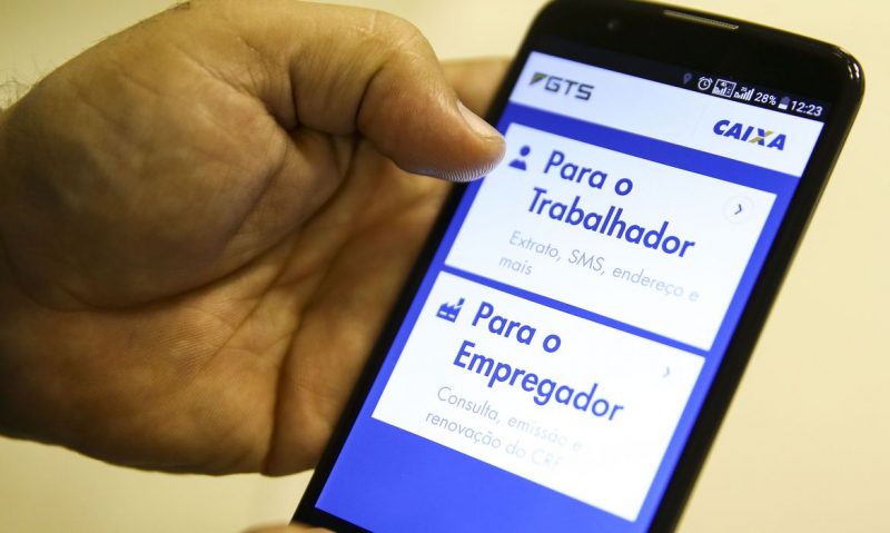 Agências da Caixa Econômica Federal estão abrindo duas horas mais cedo desde segunda (4) – Foto: Marcelo Camargo/Agência Brasil/Divulgação/ND